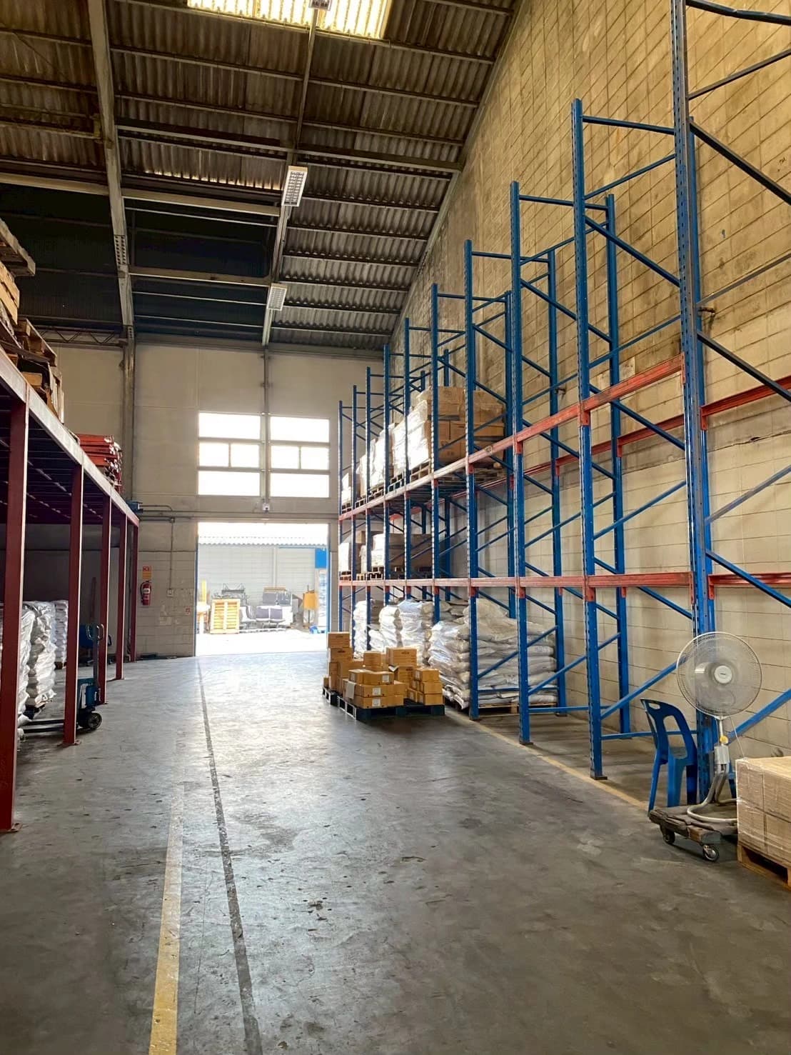 คลังสินค้าให้เช่า Seabra Movers 12